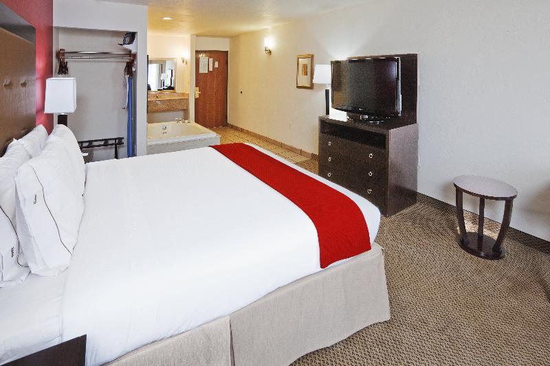 Express & Northwest By Ihg Hotel