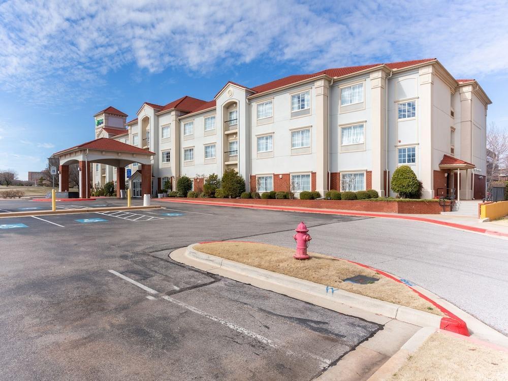 Hotel Express & Northwest By Ihg