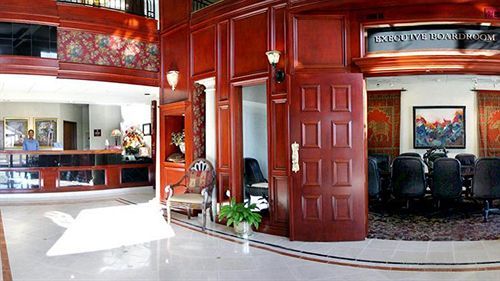 Hotel Express & Northwest By Ihg 2*