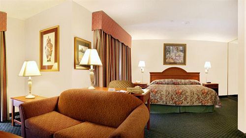 Hotel Express & Northwest By Ihg Oklahoma City